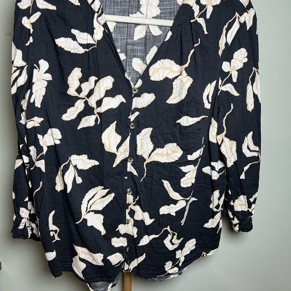 Sonoma Blue and Cream Notched Collar Button Down Shirt